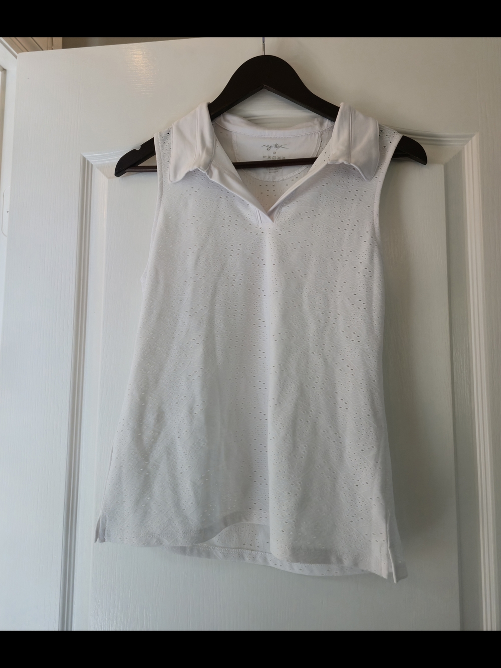 Sleeveless Eyelet Polo Tank Top - White